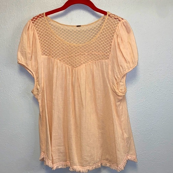 Free People Tops - Free People Peach BoHo Fringed Hem Honeycomb Yoke Top 4367